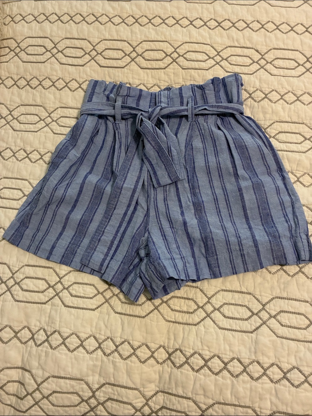 NWOT! a new day Blue Navy Striped Paperbag Waist Tie Shorts